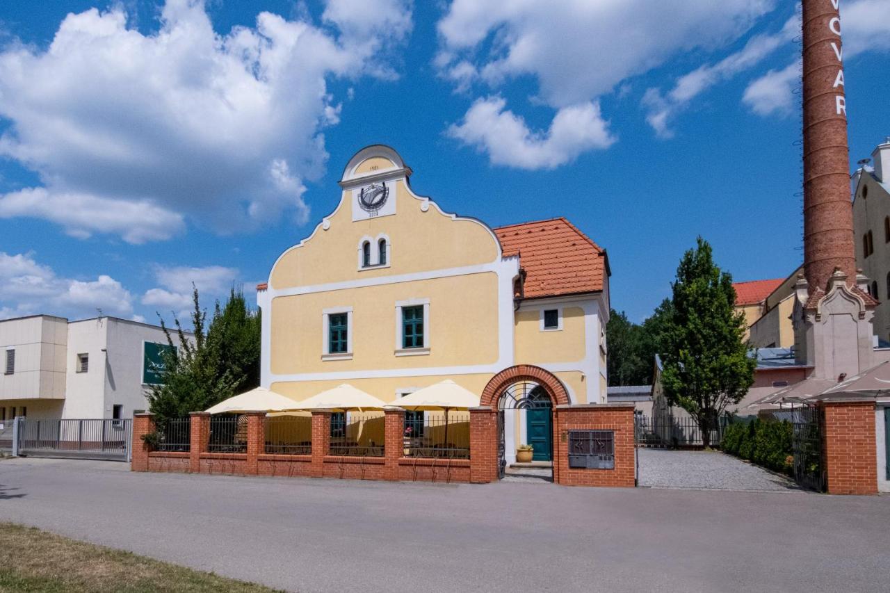 Penzion Elux Břeclav Eksteriør bilde